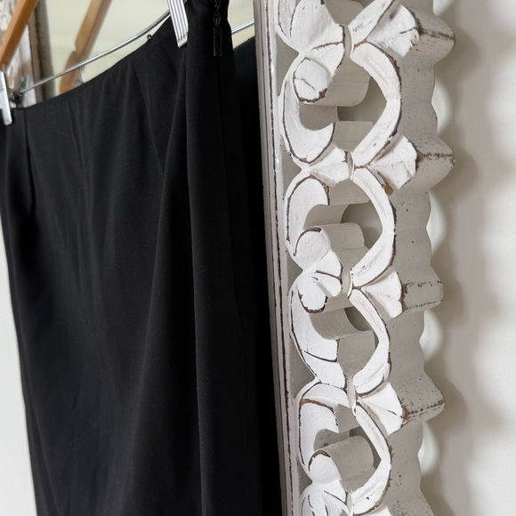 GUCCI Black Knee-Length Wool Cashmere Pencil Skirt with Leather Strip • 40 - Picture 7 of 14